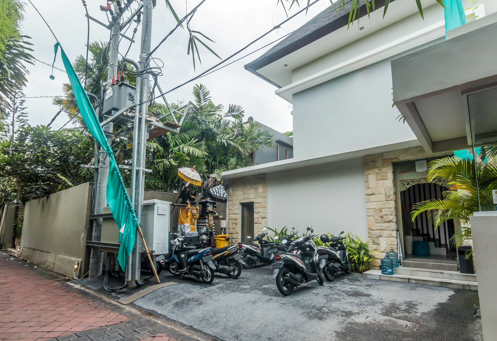 Zen Rooms Seminyak Kayu Jati Exteriér fotografie